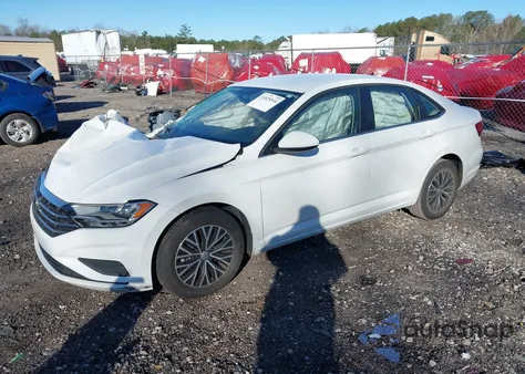 2021 Volkswagen Jetta 1.4T R-Line/1.4T S/1.4T Se z USA, uszkodzony, nr VIN 3VWC57BU3MM104022